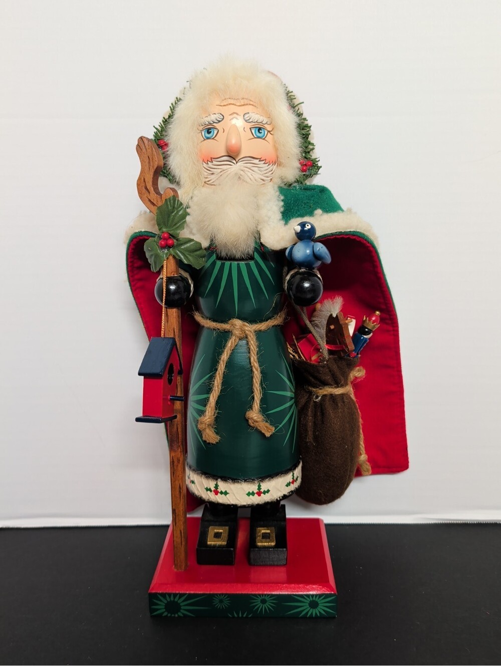Vintage 1997 Nutcracker Village Old World Woodland Santa Claus 15" Wood